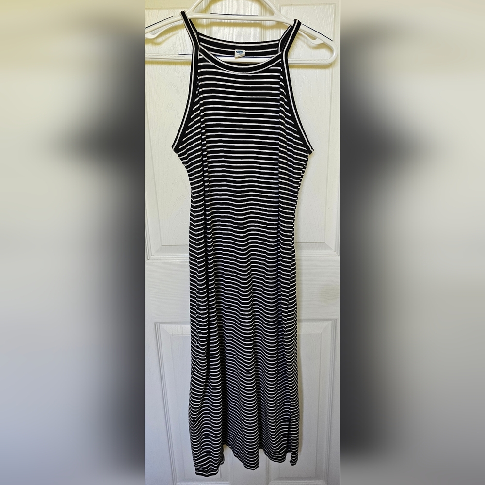 Old Navy size L black and white striped dress with small slit